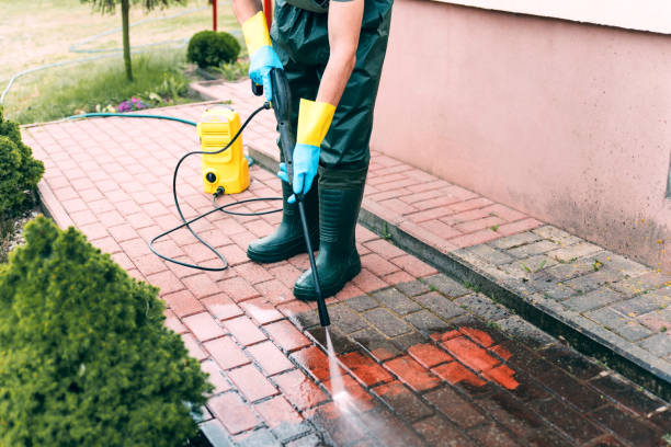 Professional Pressure Washing Services in North Hills, NY